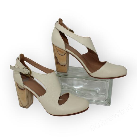 EU 38 ~ US 7.5 FORTRESS Luna Naya Asymmetric CutOut Pump PebbledIvory - Picture 3 of 14